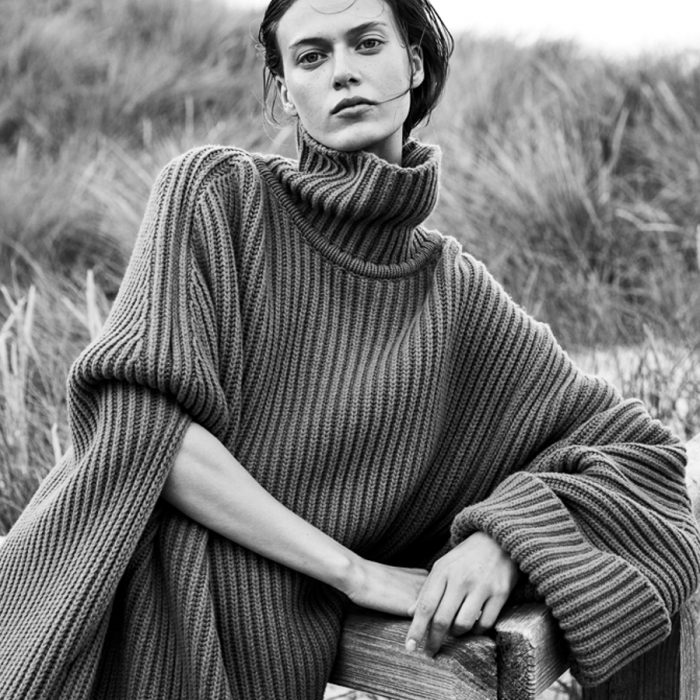 ELLE Germany September 2017 Tess Hellfeuer by Mikael Schulz