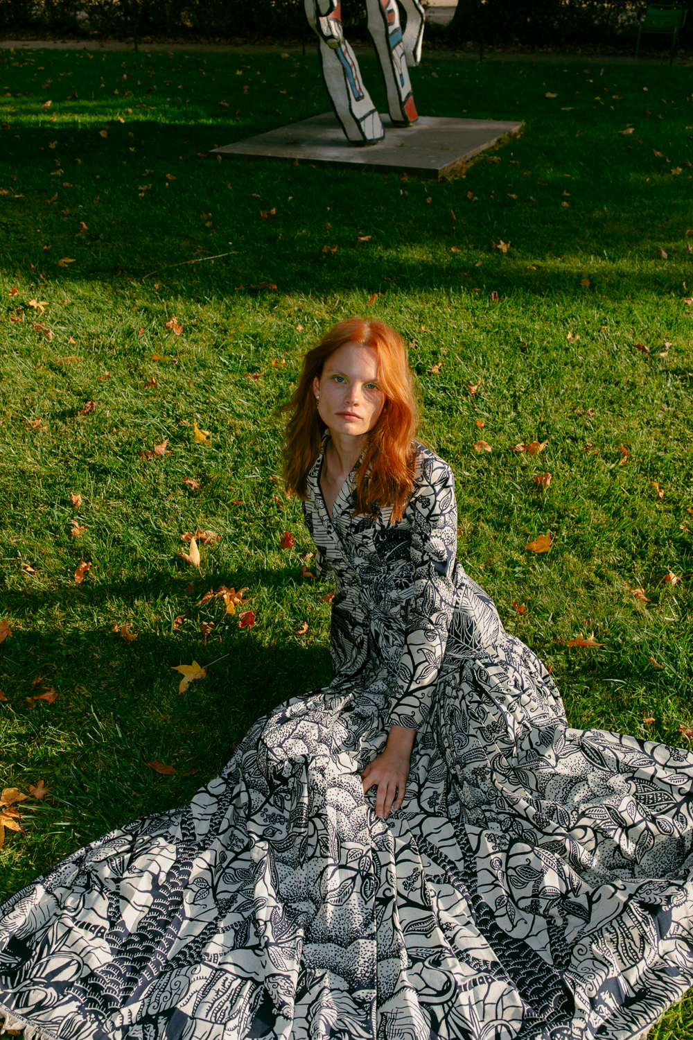Emily Statkun Kapturing for ELLE Mexico with Polina Oganicheva - Fashion Editorials